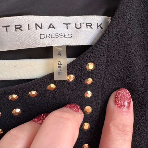 Trina Turk Blake Studded Grid-Pattern Sheath Dress Black Gold Mini Sz 4 wedding‎ - Picture 7 of 13
